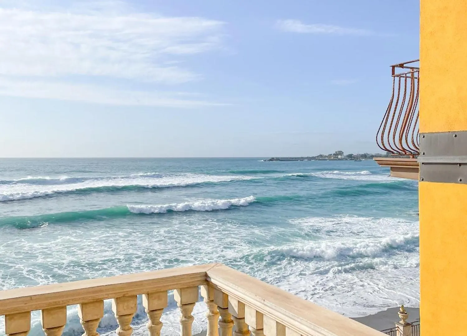 Maremare Apartments Giardini Naxos