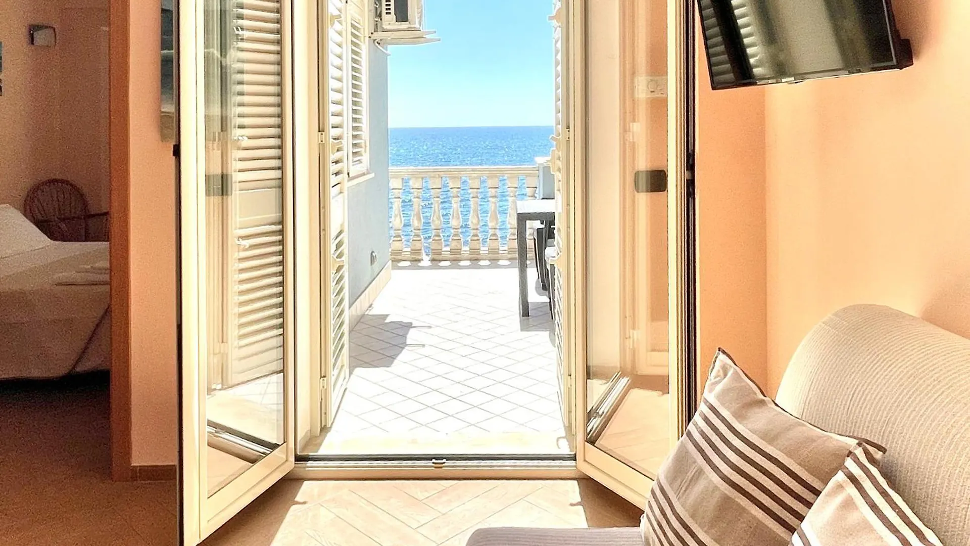 Maremare Apartments Giardini Naxos 0*,  Italy