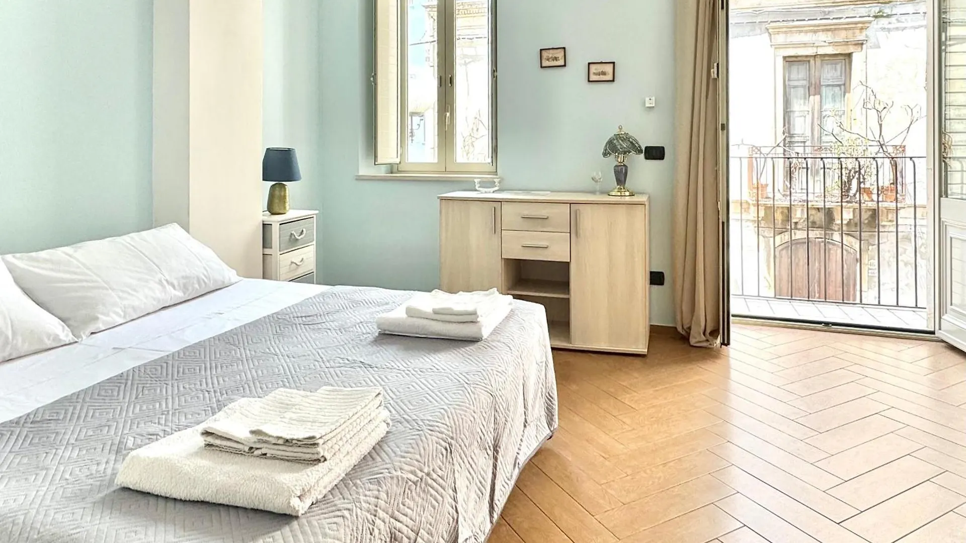 Maremare Apartments Giardini Naxos