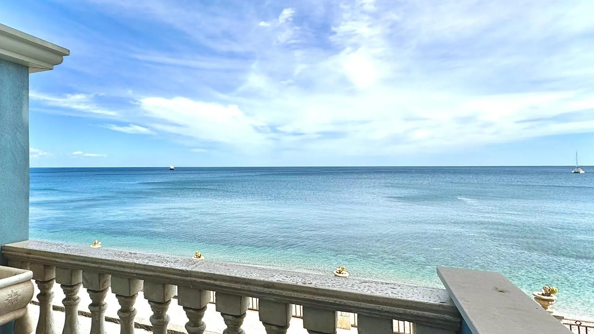 Maremare Apartments Giardini Naxos Italy